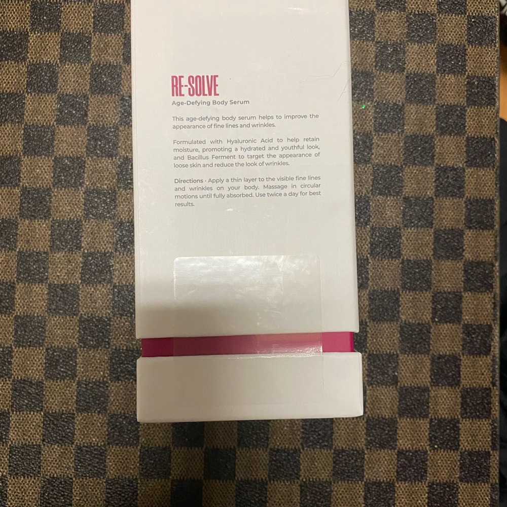 MAËLYS Cosmetics
RE-SOLVE Age-Defying
Body Serum, New - Picture 13 of 13